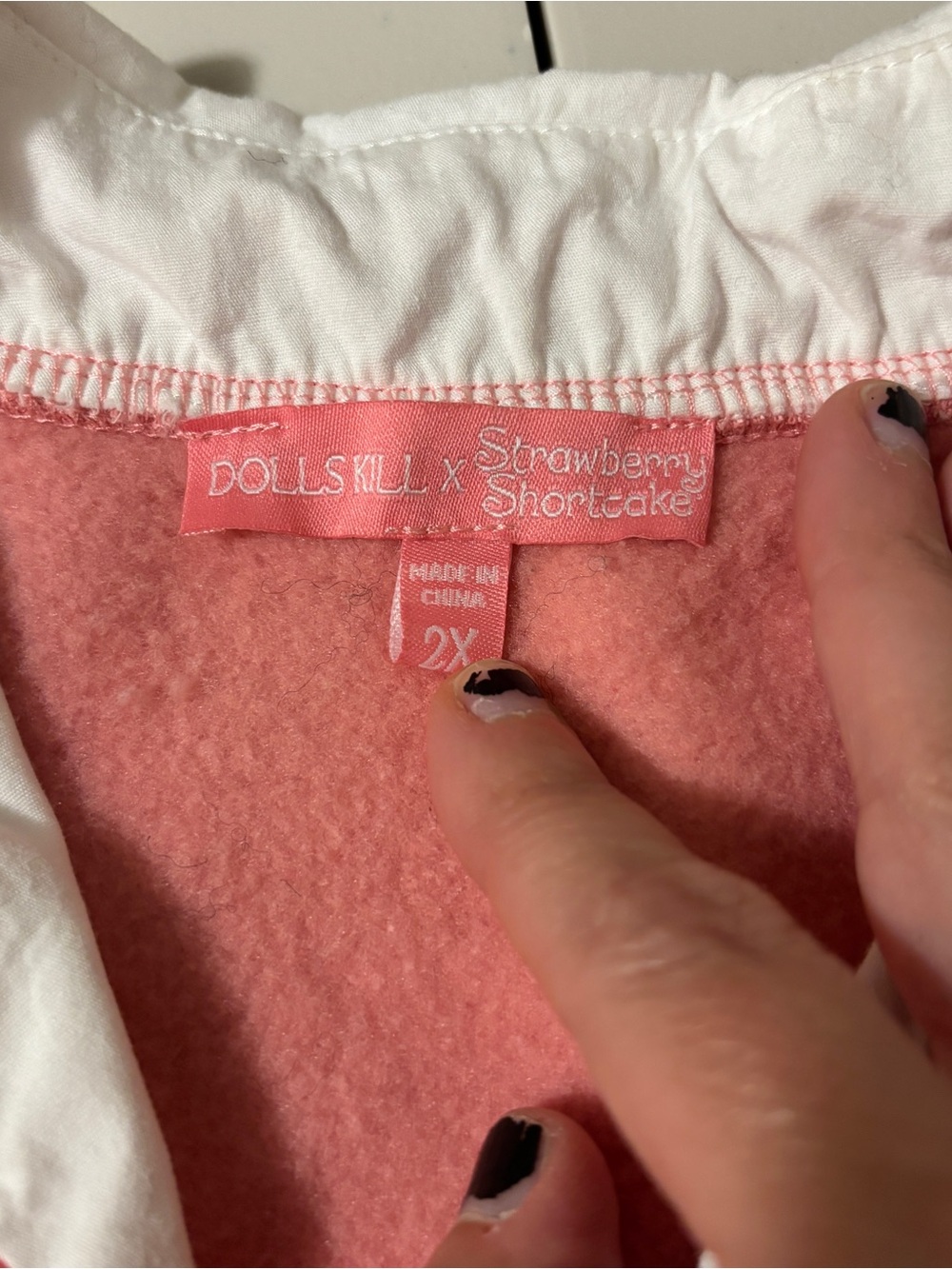 Dolls Kill X Strawberry Shortcake Sweatshirt Size XXL Crewneck Kawaii Twee Retro - Picture 6 of 8